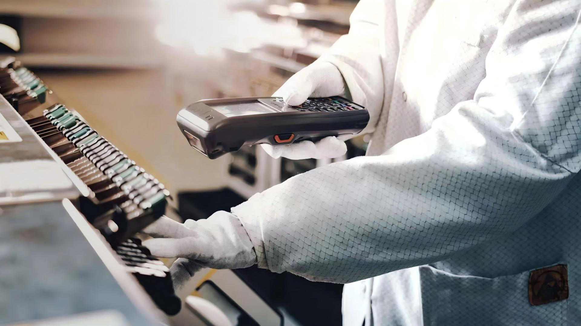  苏州赫智铖电子