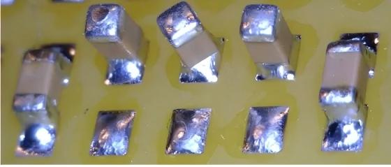  如何防止PCB焊接过程中出现立碑的质量问题？